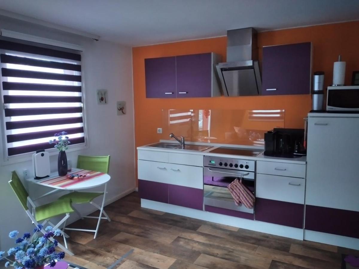 Ferienwohnung "Kunterbunt" Mit Burgblick Und Dachterrasse Моншау Екстер'єр фото