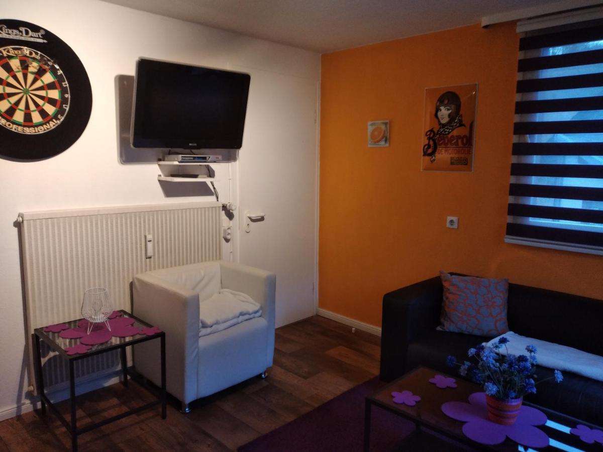 Ferienwohnung "Kunterbunt" Mit Burgblick Und Dachterrasse Моншау Екстер'єр фото