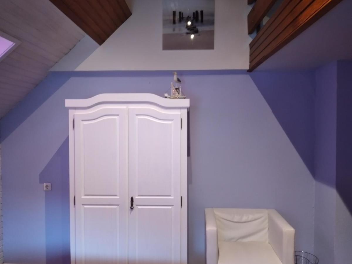 Ferienwohnung "Kunterbunt" Mit Burgblick Und Dachterrasse Моншау Екстер'єр фото