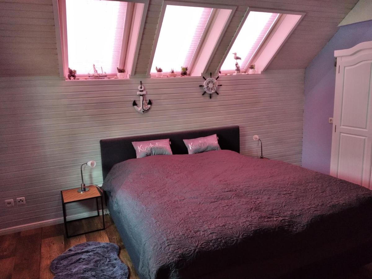 Ferienwohnung "Kunterbunt" Mit Burgblick Und Dachterrasse Моншау Екстер'єр фото